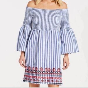 Evereve Braeve Blue White Stripe Rhodes Embroidered Smocked OTS Dress Medium